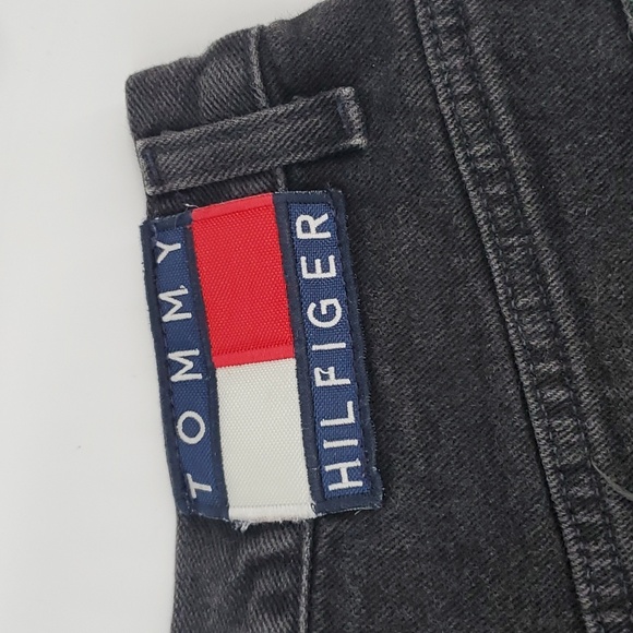 Vintage 2000 Tommy Hilfiger Black Denim Cargo Shorts Sz 33W - Picture 3 of 11